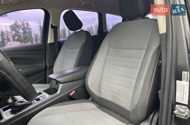 Внедорожник / Кроссовер Ford Escape 2018 в 
