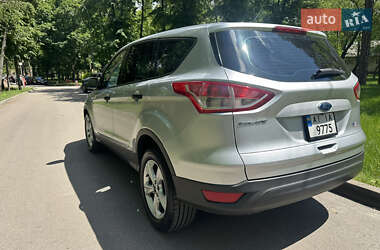Внедорожник / Кроссовер Ford Escape 2014 в 