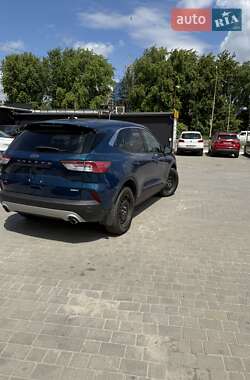 Внедорожник / Кроссовер Ford Escape 2019 в 