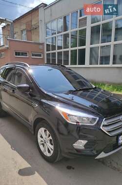 Внедорожник / Кроссовер Ford Escape 2018 в Виннице