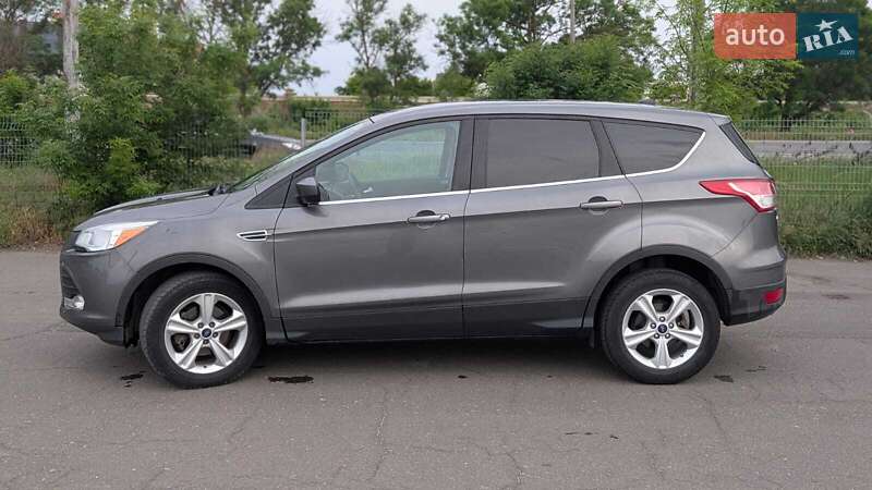 Позашляховик / Кросовер Ford Escape 2013 в Одесі