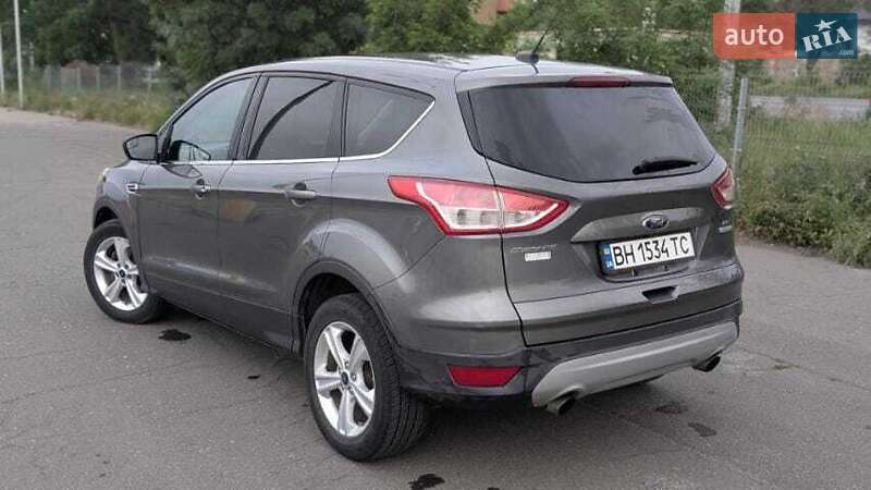 Позашляховик / Кросовер Ford Escape 2013 в Одесі