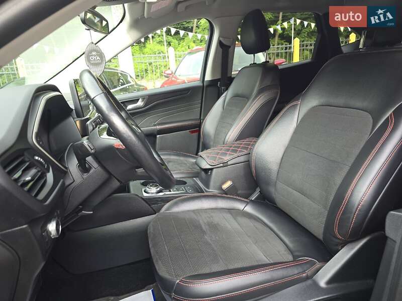 Позашляховик / Кросовер Ford Escape 2021 в Львові