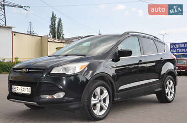 Позашляховик / Кросовер Ford Escape 2013 в 