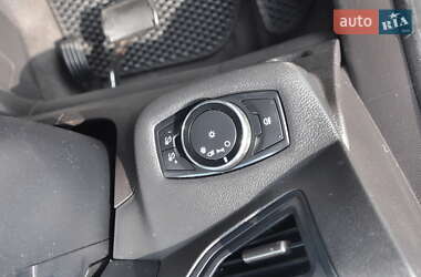 Позашляховик / Кросовер Ford Escape 2013 в 