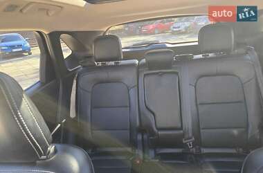 Внедорожник / Кроссовер Ford Escape 2019 в 