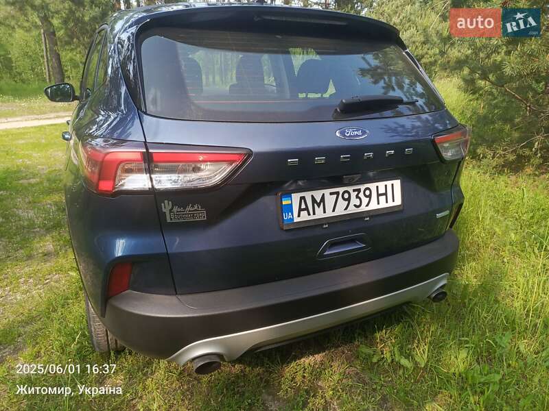 Внедорожник / Кроссовер Ford Escape 2020 в Житомире