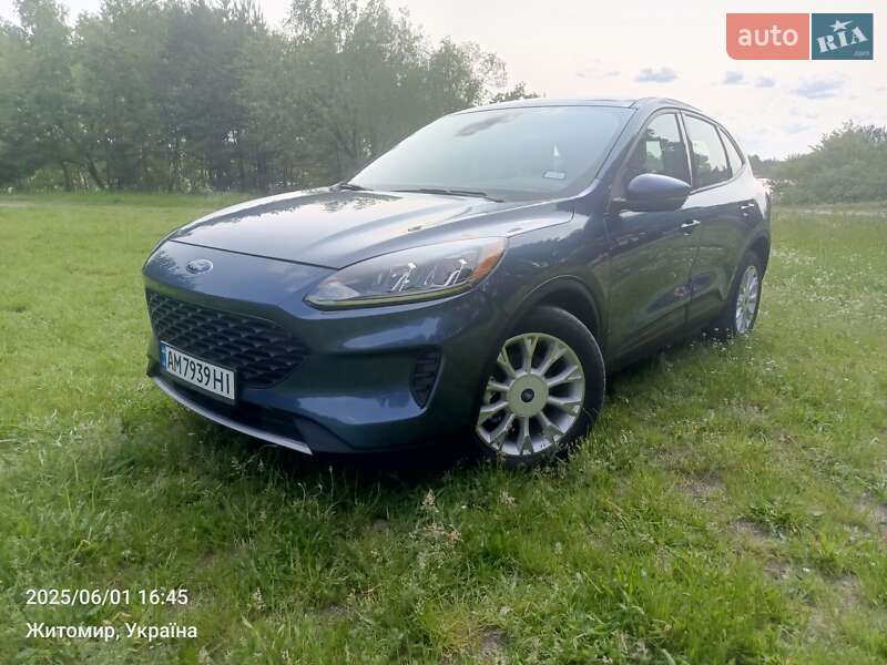 Внедорожник / Кроссовер Ford Escape 2020 в Житомире