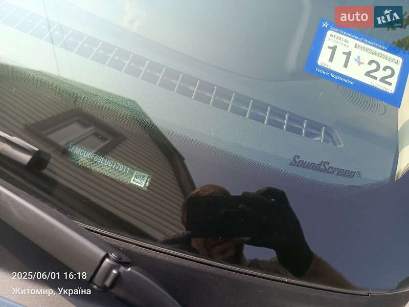 Внедорожник / Кроссовер Ford Escape 2020 в Житомире