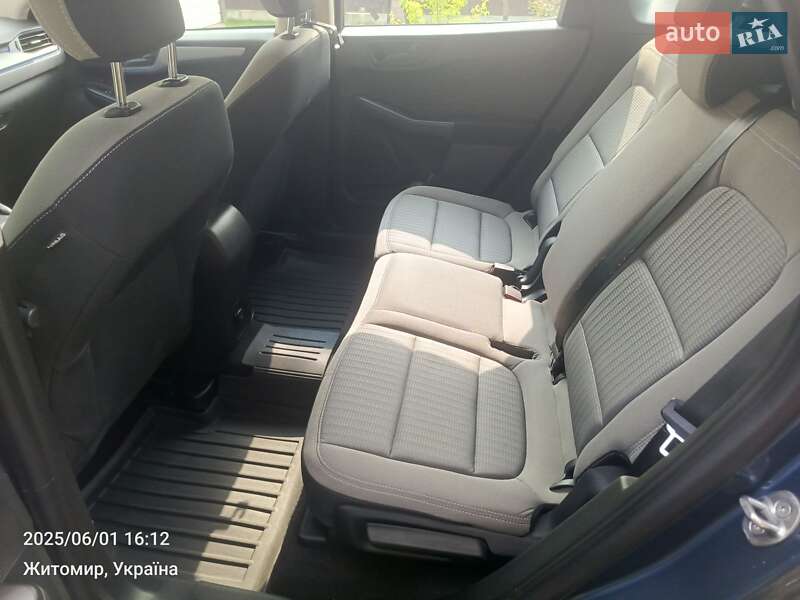 Внедорожник / Кроссовер Ford Escape 2020 в Житомире