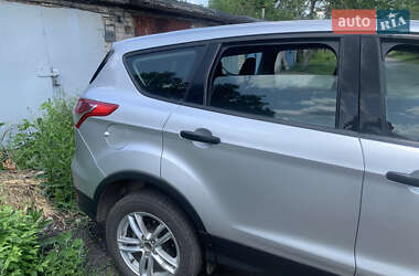 Внедорожник / Кроссовер Ford Escape 2014 в 