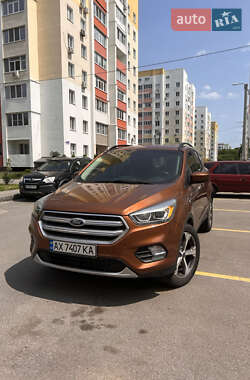 Позашляховик / Кросовер Ford Escape 2016 в Харкові