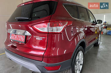 Позашляховик / Кросовер Ford Escape 2014 в 