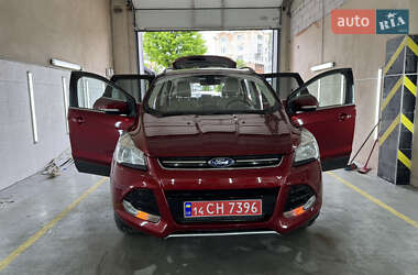 Позашляховик / Кросовер Ford Escape 2014 в 