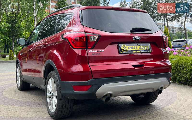 Внедорожник / Кроссовер Ford Escape 2018 в Львове