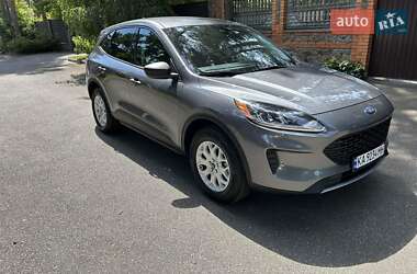 Внедорожник / Кроссовер Ford Escape 2022 в 