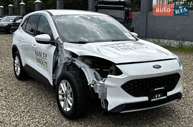 Внедорожник / Кроссовер Ford Escape 2020 в 