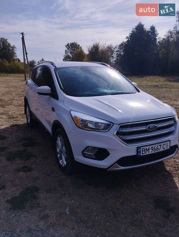 Внедорожник / Кроссовер Ford Escape 2017 в Сумах