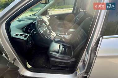Внедорожник / Кроссовер Ford Escape 2013 в 