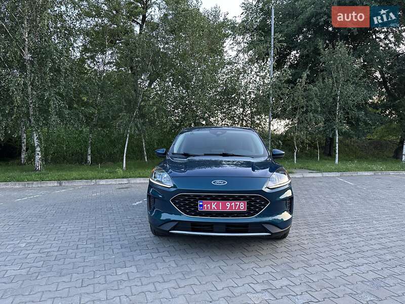 Внедорожник / Кроссовер Ford Escape 2020 в Павлограде