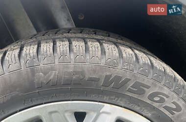 Внедорожник / Кроссовер Ford Escape 2013 в 