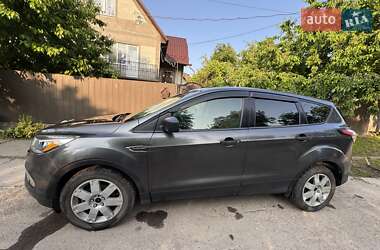 Внедорожник / Кроссовер Ford Escape 2017 в Хмельницком