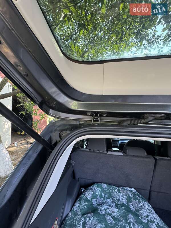 Внедорожник / Кроссовер Ford Escape 2017 в Хмельницком