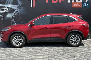 Внедорожник / Кроссовер Ford Escape 2020 в 