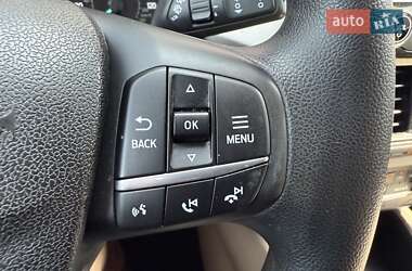 Внедорожник / Кроссовер Ford Escape 2020 в 