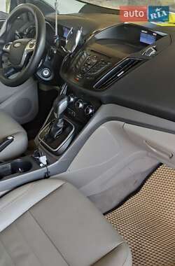Позашляховик / Кросовер Ford Escape 2013 в Миколаєві