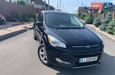 Внедорожник / Кроссовер Ford Escape 2016 в 
