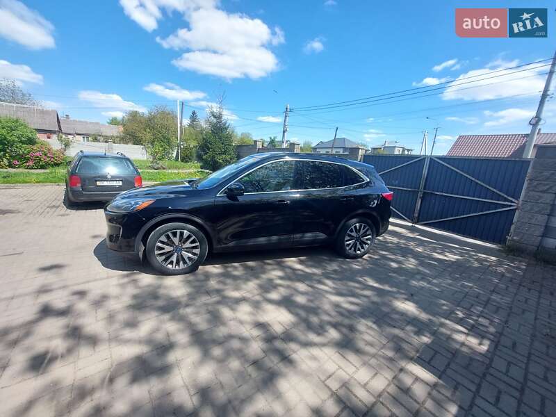 Позашляховик / Кросовер Ford Escape 2019 в Рівному