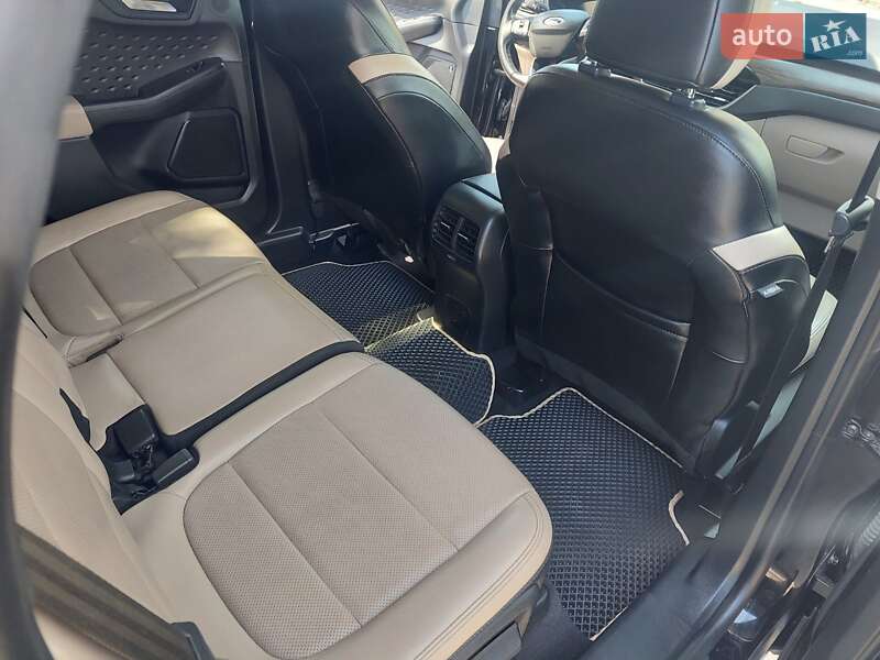 Позашляховик / Кросовер Ford Escape 2019 в Рівному