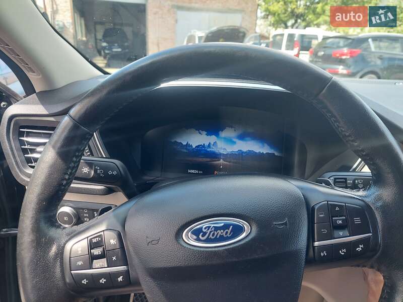 Позашляховик / Кросовер Ford Escape 2019 в Рівному