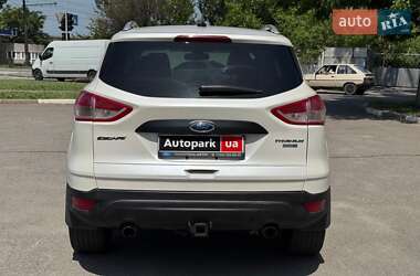 Внедорожник / Кроссовер Ford Escape 2014 в 