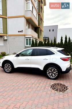 Внедорожник / Кроссовер Ford Escape 2021 в 