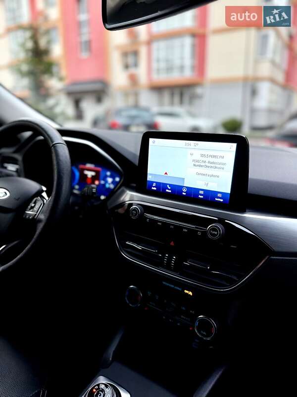 Внедорожник / Кроссовер Ford Escape 2021 в Киеве
