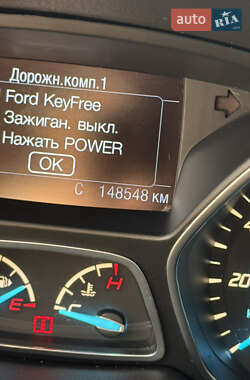 Внедорожник / Кроссовер Ford Escape 2014 в 