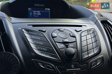 Позашляховик / Кросовер Ford Escape 2014 в 