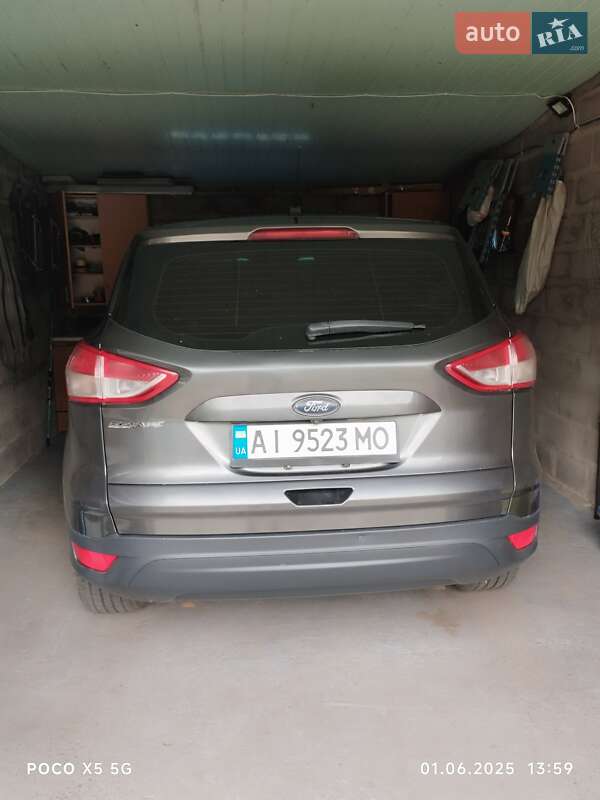 Внедорожник / Кроссовер Ford Escape 2015 в Белой Церкви