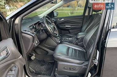 Внедорожник / Кроссовер Ford Escape 2014 в 