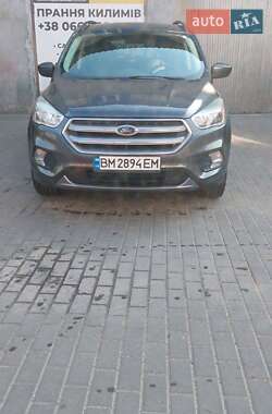 Внедорожник / Кроссовер Ford Escape 2016 в Сумах