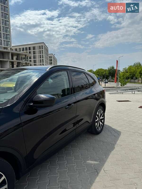 Внедорожник / Кроссовер Ford Escape 2020 в Львове