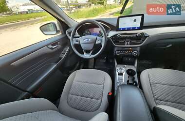 Внедорожник / Кроссовер Ford Escape 2021 в 