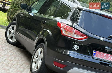 Внедорожник / Кроссовер Ford Escape 2014 в 