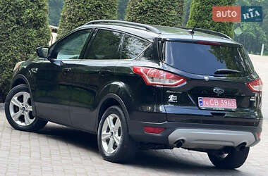 Внедорожник / Кроссовер Ford Escape 2014 в 