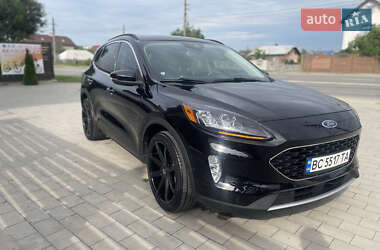 Внедорожник / Кроссовер Ford Escape 2020 в Ивано-Франковске