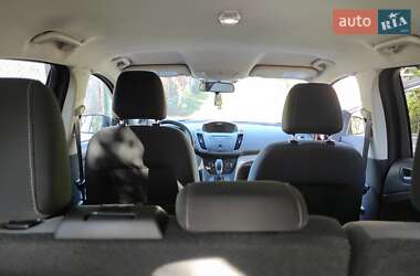 Внедорожник / Кроссовер Ford Escape 2015 в Киеве