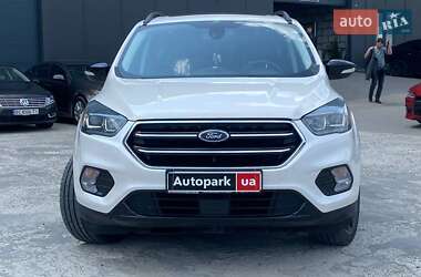 Внедорожник / Кроссовер Ford Escape 2017 в 