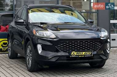 Внедорожник / Кроссовер Ford Escape 2019 в Ивано-Франковске